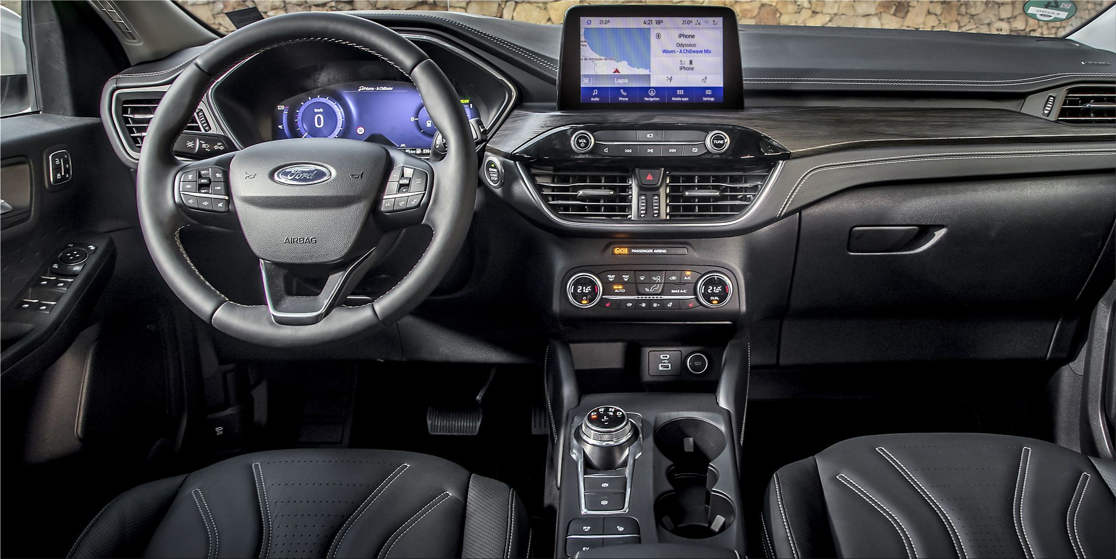 Ford Kuga PlugIn Hybrid prices, range and standard characteristicsFord