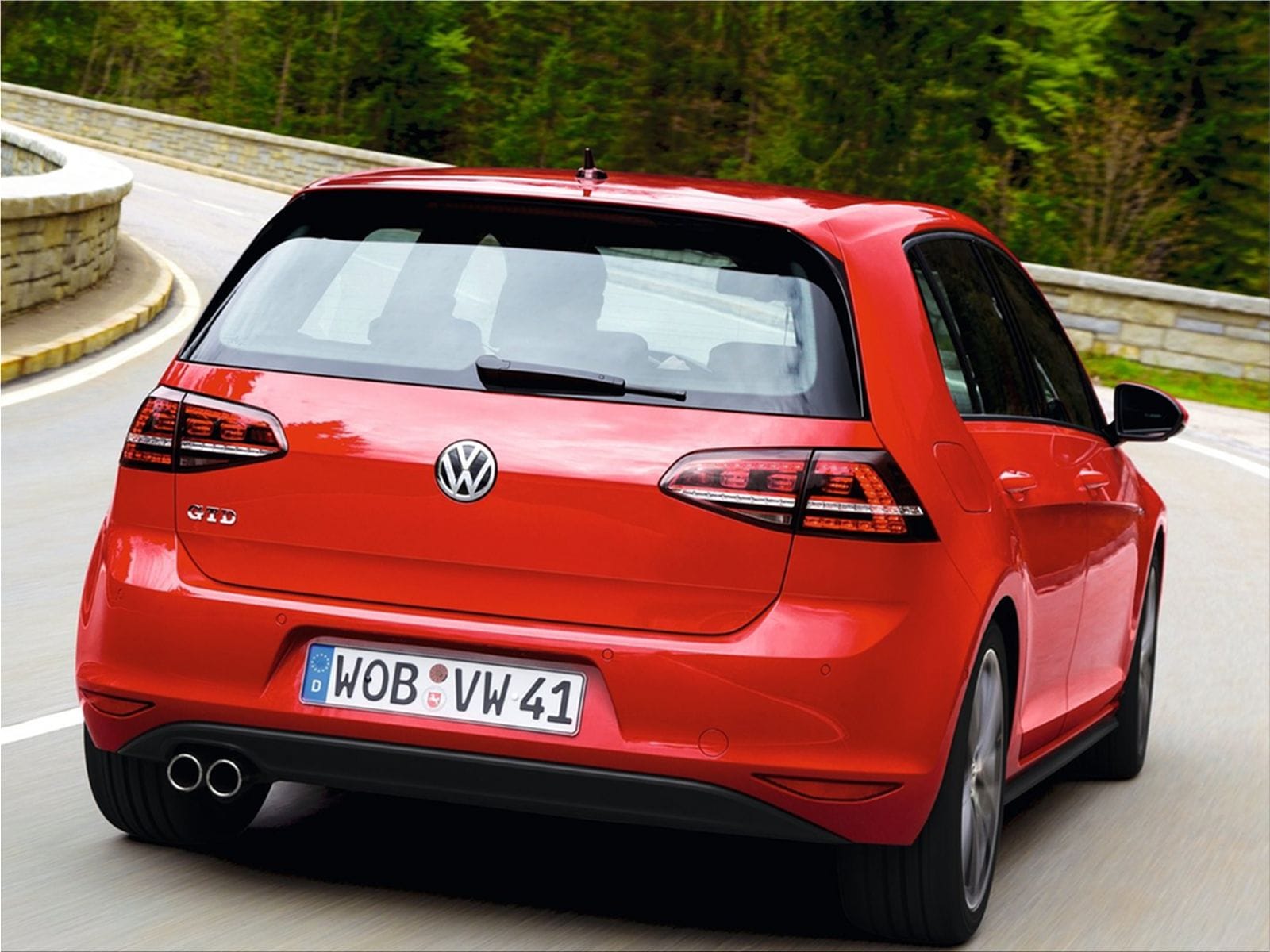 2014 Volkswagen Golf GTD (Gran Turismo Diesel)Volkswagen