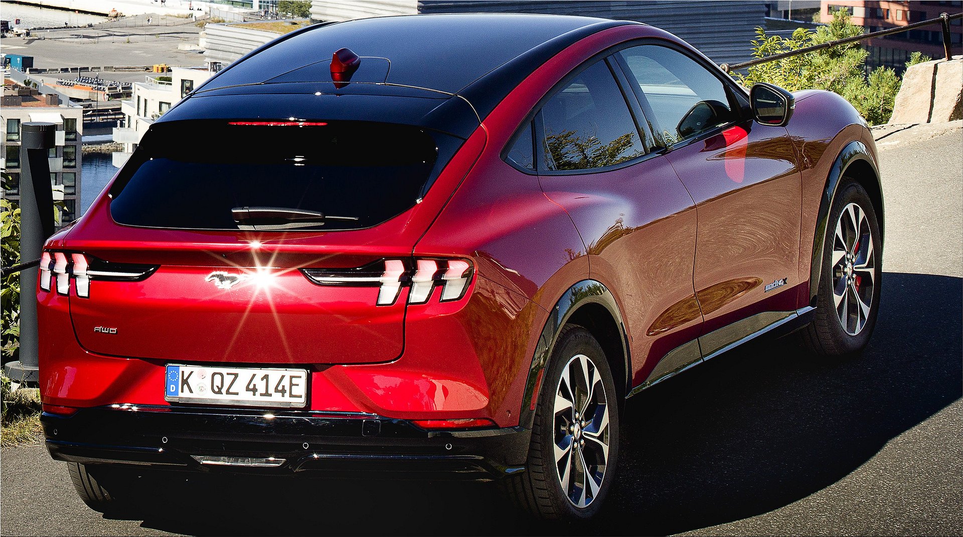 The new Ford Mustang MachE has a price from 38,404 eurosFord