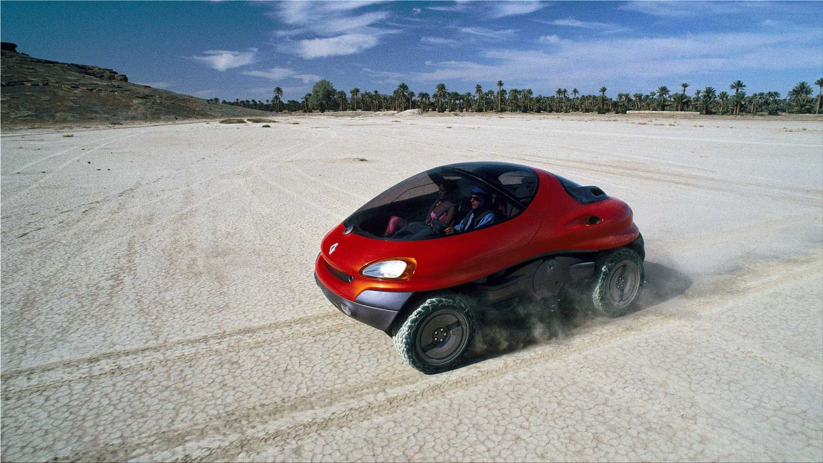 The floating SUV: Renault Racoon|Renault
