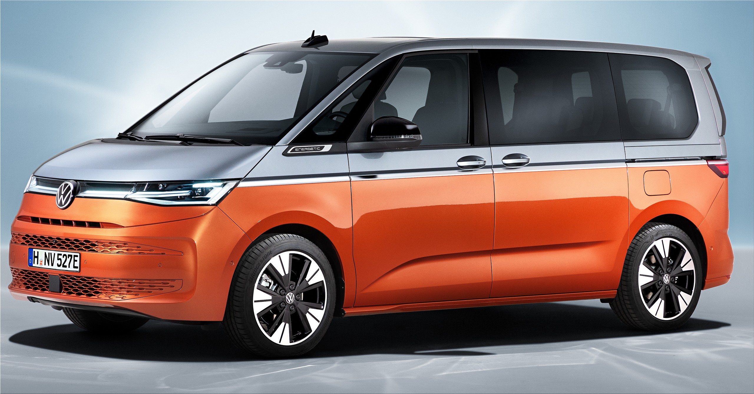 The new 2022 Volkswagen T7 Multivan plugin hybrid Car Division