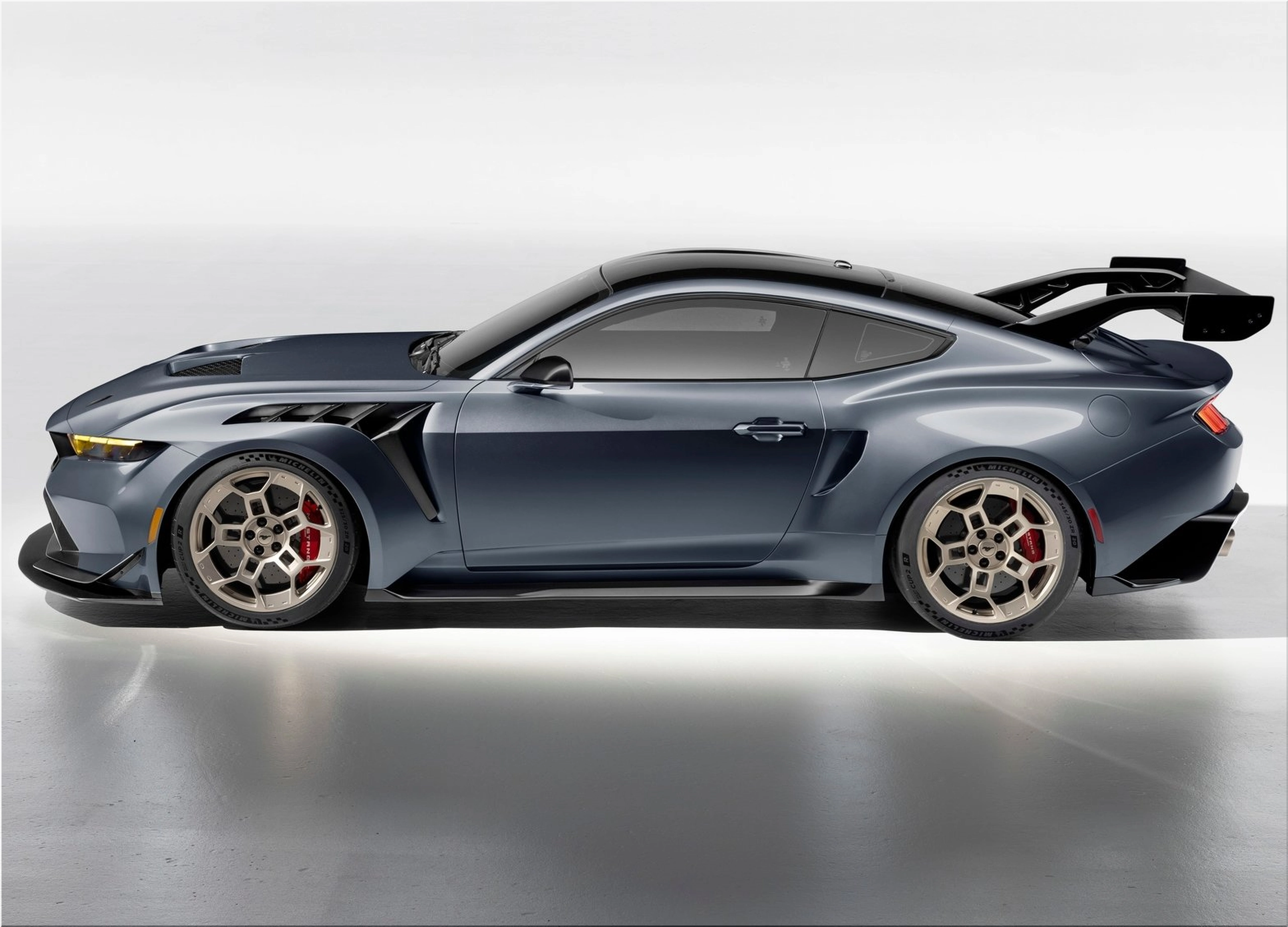 Meet the 2025 Ford Mustang GTD A 800HP, Carbon Fiber, TrackReady