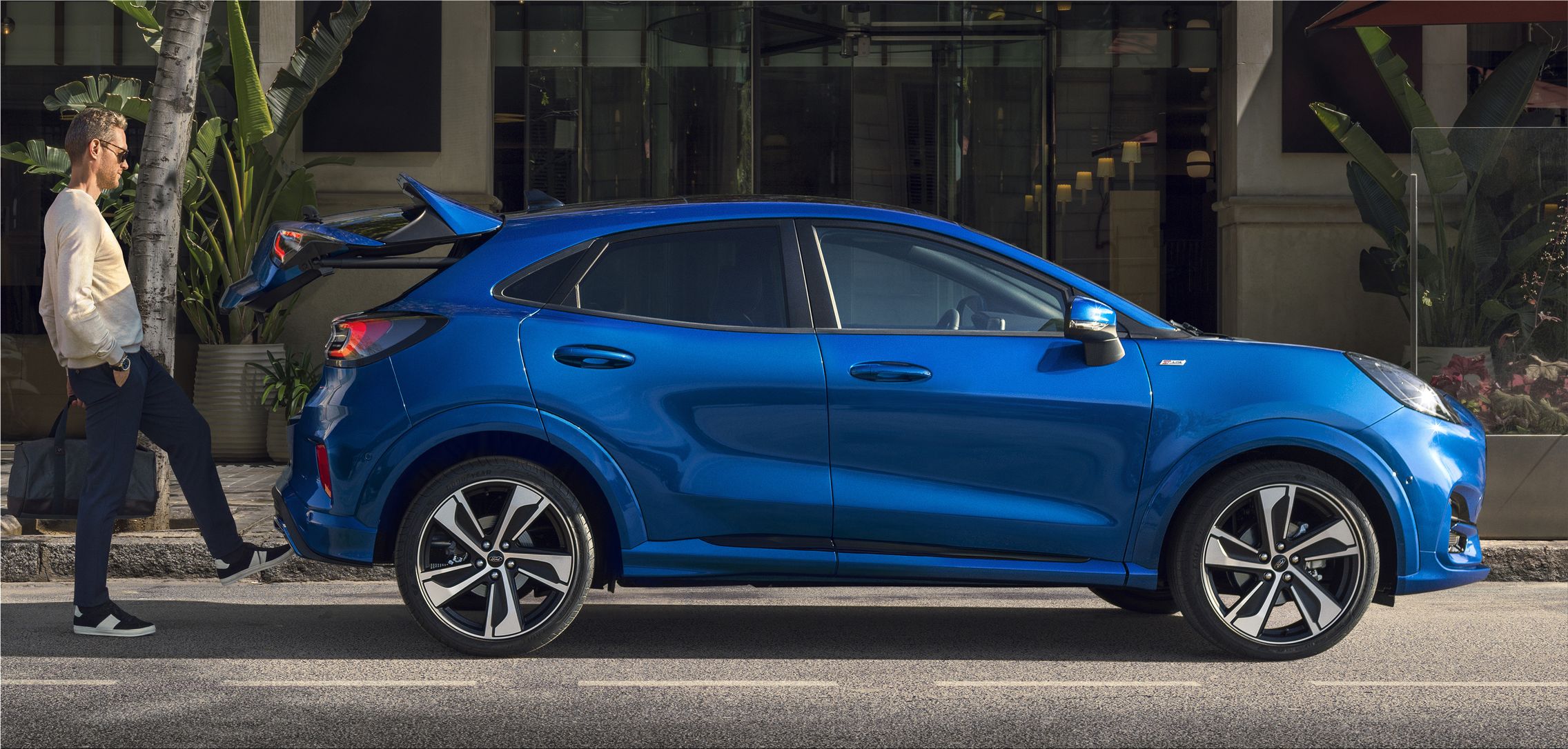 Ford Puma with an automatic gearbox Car Division