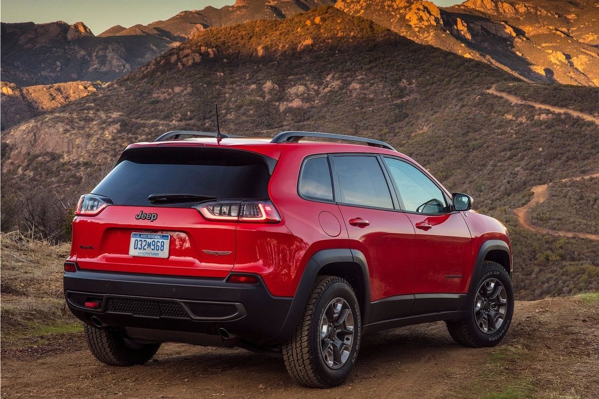 Jeep Cherokee 2019 style, safety and technology Car Division