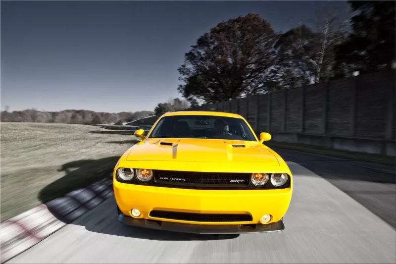 Dodge Challenger SRT8 392 Yellow Jacket