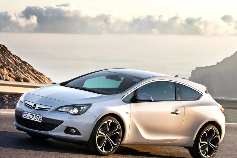 2012 Opel Astra GTC