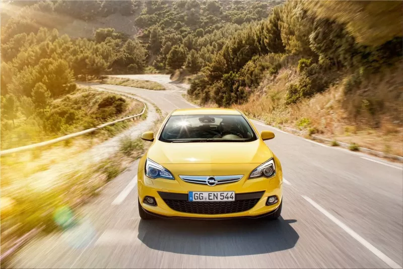 2012 Opel Astra GTC