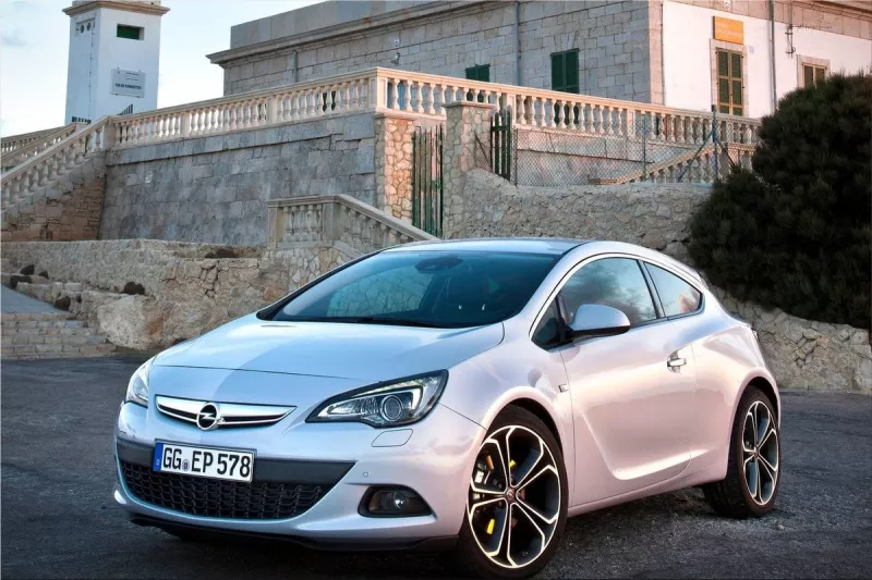 Opel Astra GTC