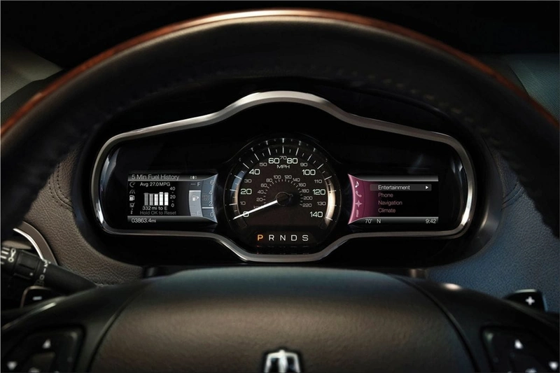 Lincoln MKT interior