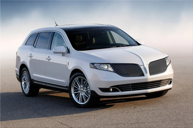2013 Lincoln MKT