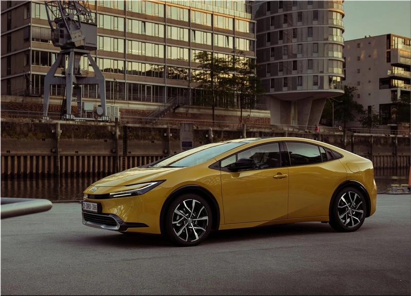 2023 Toyota Prius Plug-in Hybrid