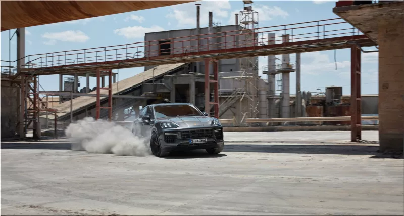 Porsche Cayenne Turbo E-Hybrid Coupe