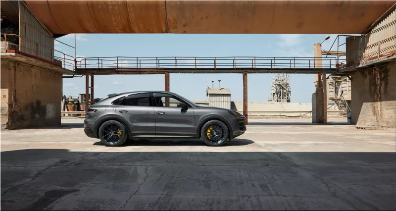 Porsche Cayenne Turbo E-Hybrid Coupe