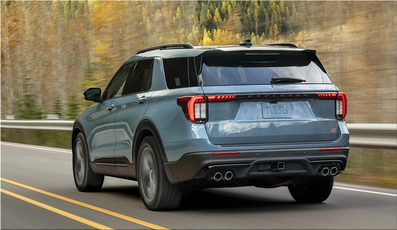 2025 Ford Explorer