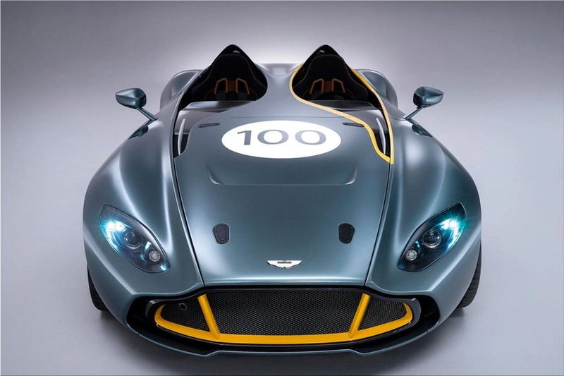 Aston Martin CC100 Speedster Concept