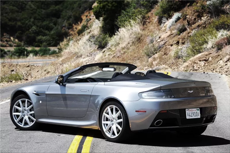 Aston Martin V8 Vantage Roadster