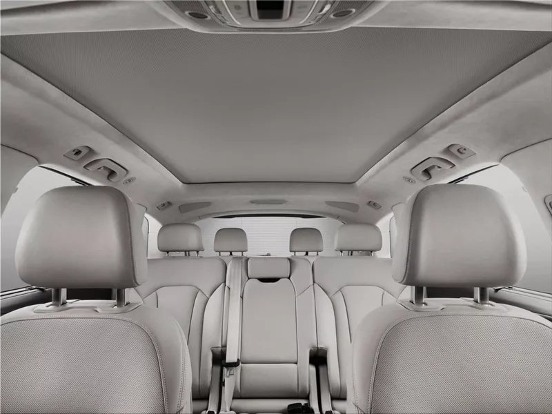 Audi Q7 interior