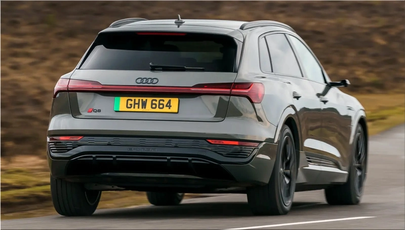 Audi Q8 e-tron