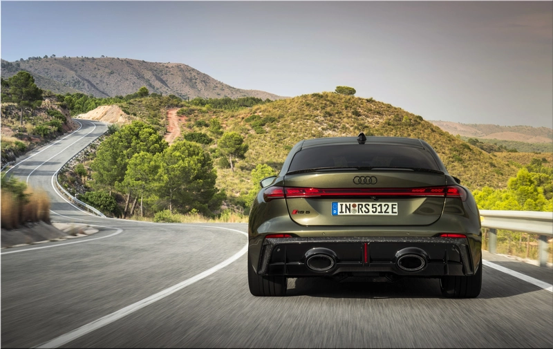 Audi RS 5 Sedan 2027