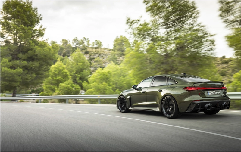 Audi RS 5 Sedan 2027