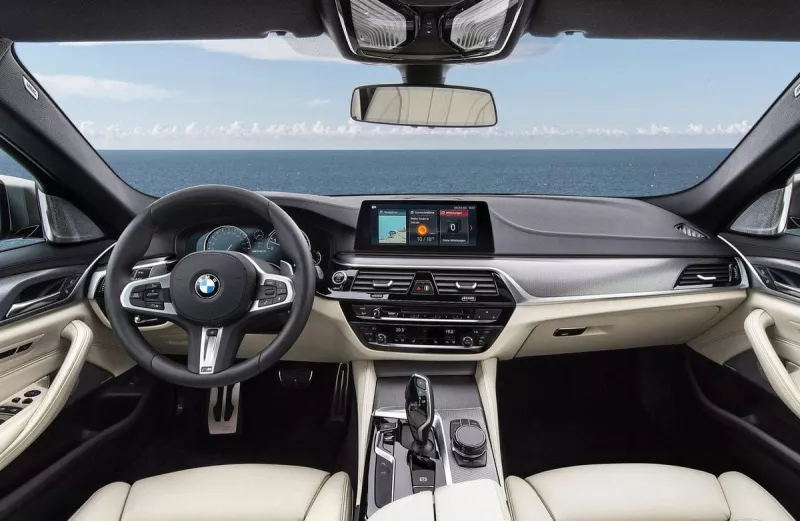 BMW M550i xDrive