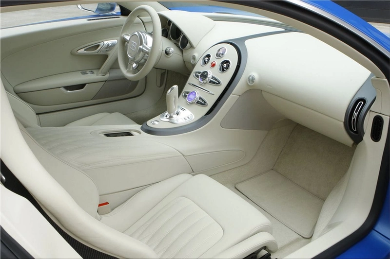 2009 Bugatti Veyron Bleu Centenaire