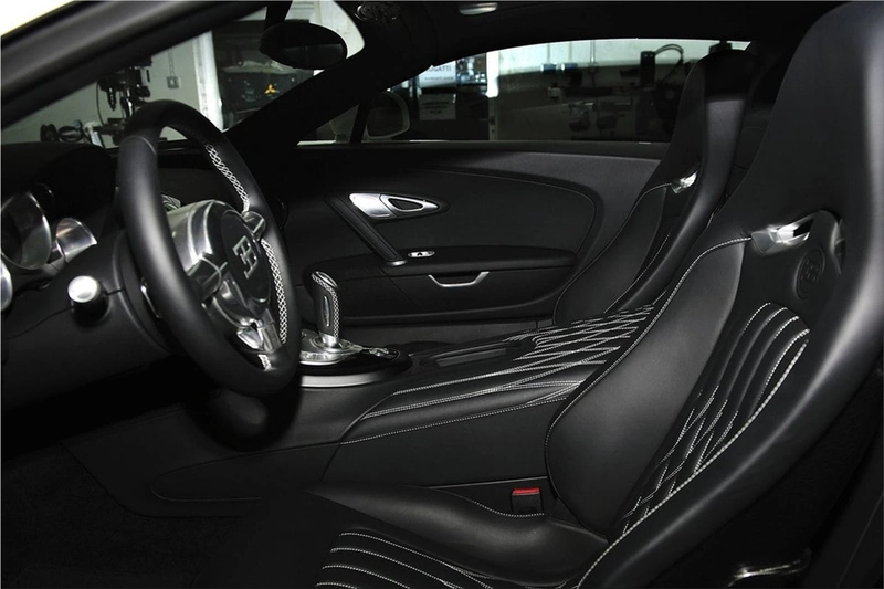 Bugatti Veyron Grand Sport