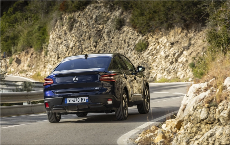 Citroën C4 X Eclipse Blue