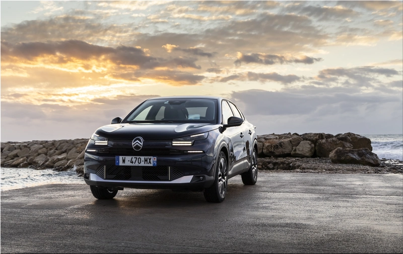 Citroën C4 X Eclipse Blue