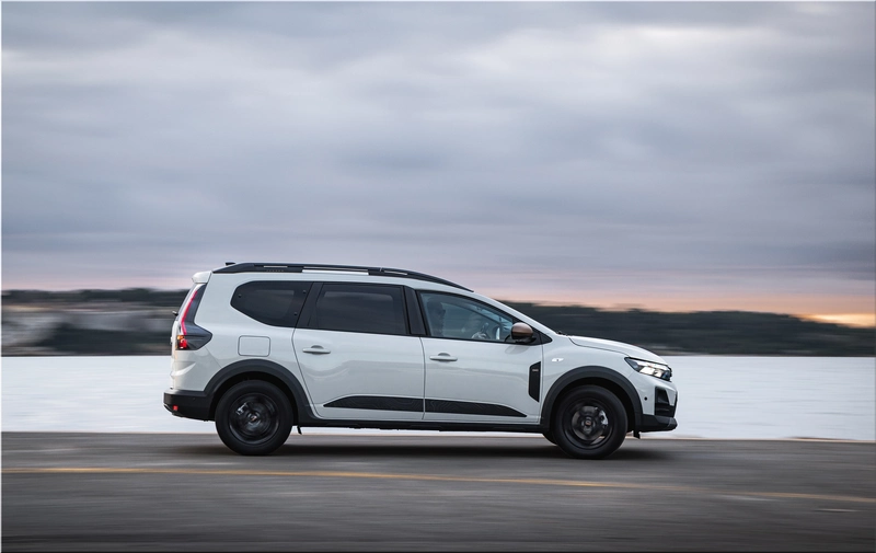 2026 Dacia Jogger Hybrid