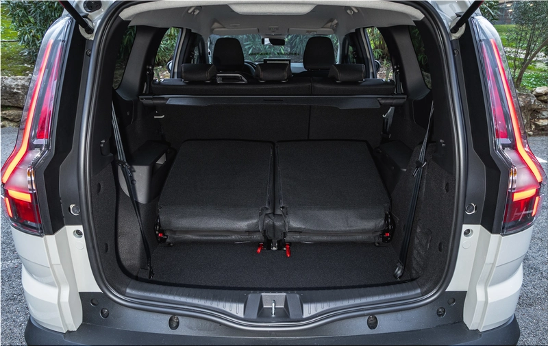 2026 Dacia Jogger Hybrid