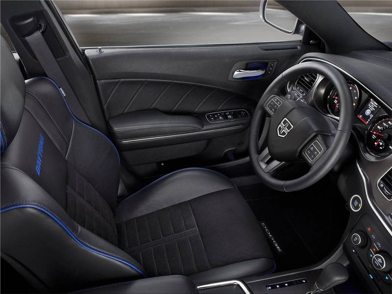 Dodge Charger Daytona interior