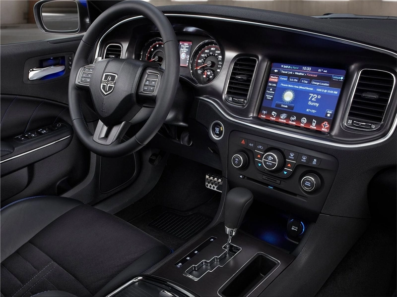 Dodge Charger Daytona interior