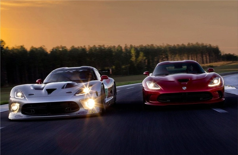 Dodge SRT Viper GTS-R