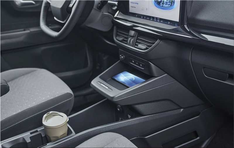 Ford E-Transit Courier 2026
