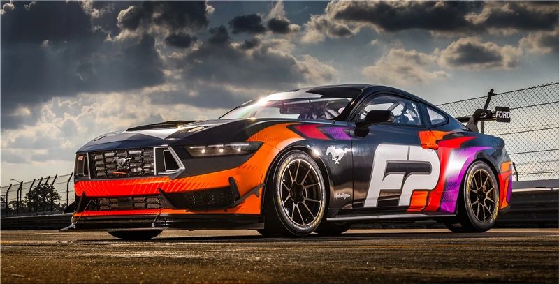 Ford Mustang GT4