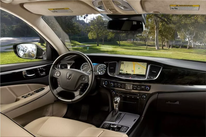 Hyundai Equus car interior