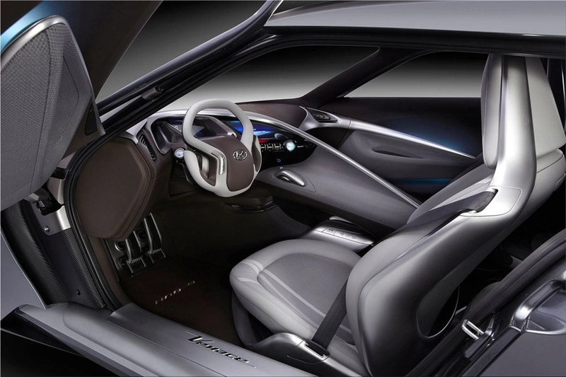 Hyundai HND-9 pictures