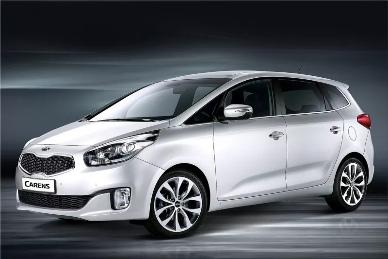 2013 Kia Carens compact MPV