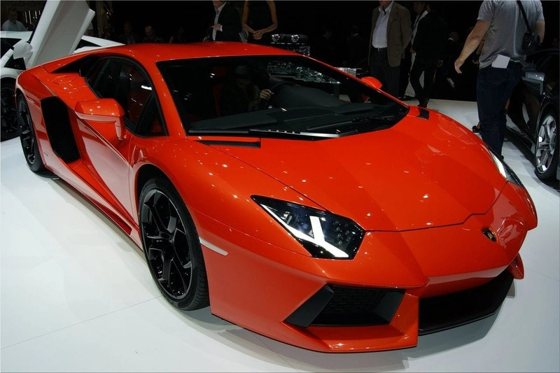 2012 Lamborghini Aventador LP700-4