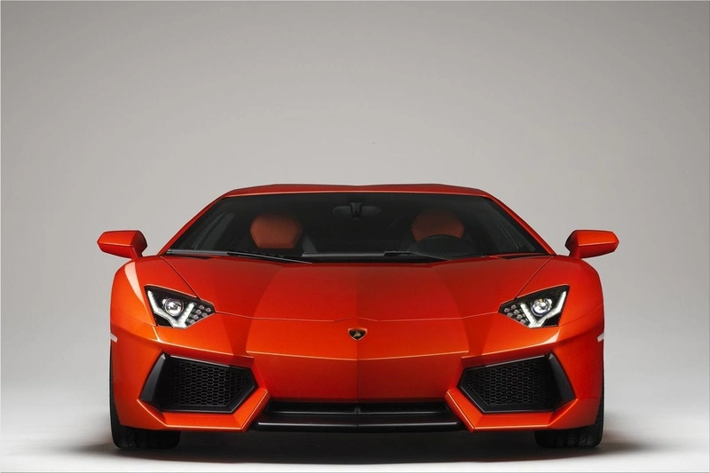Lamborghini Aventador LP700-4