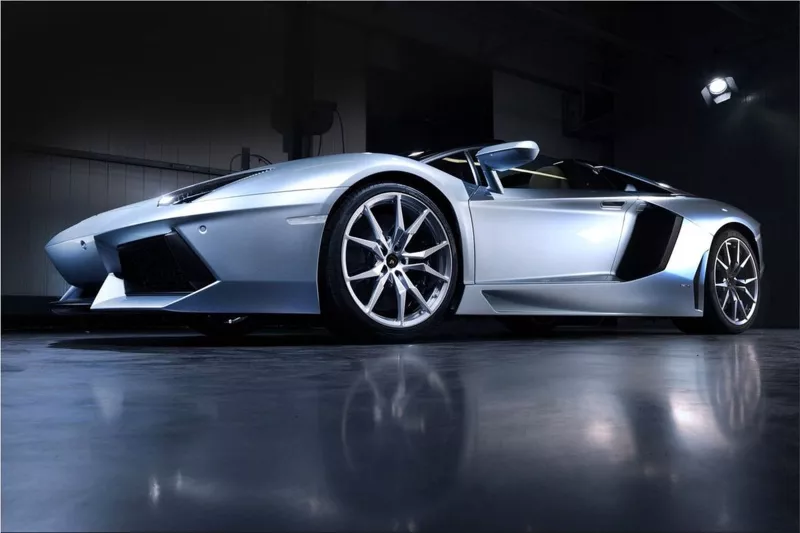 Lamborghini Aventador LP700-4 Roadster