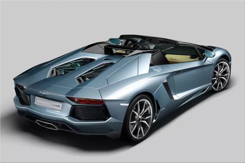 Lamborghini Aventador LP700-4 Roadster