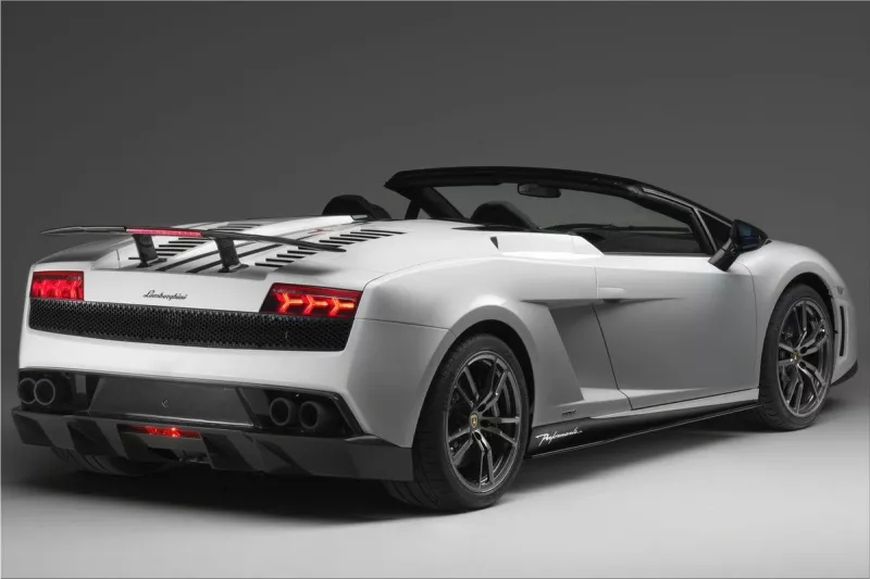 2011 Lamborghini Gallardo LP570-4 Spyder Performante
