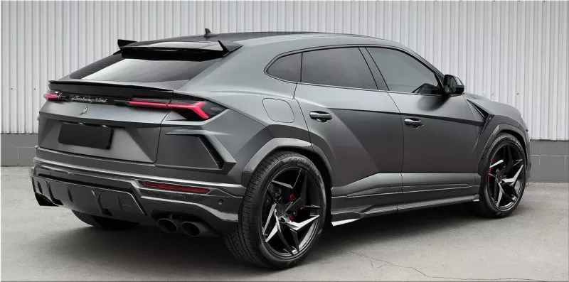 Lamborghini Urus in Dubai