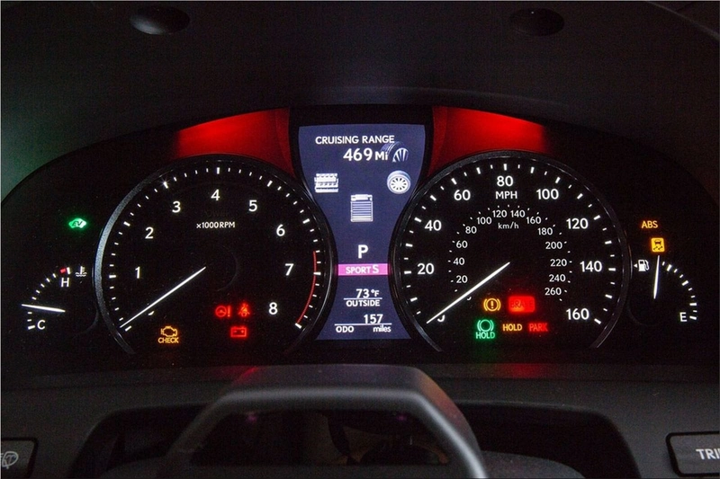 Lexus LS 600h L interior