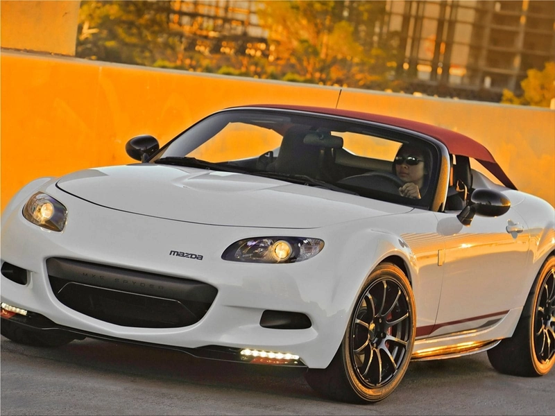Mazda MX-5 Spyder
