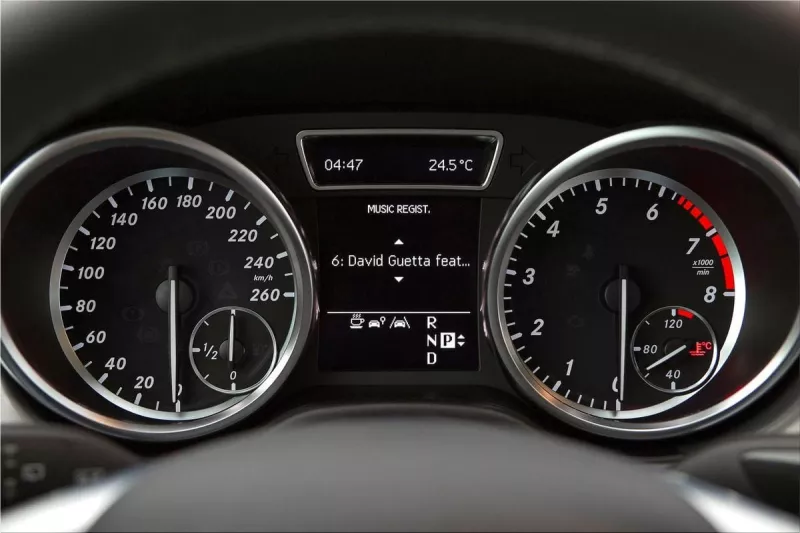 Mercedes-Benz M-Class - 2012