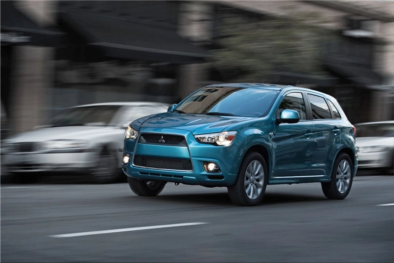 Mitsubishi CUV