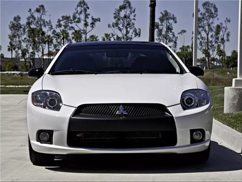 Mitsubishi Eclipse SE